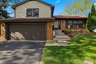 1191 Ivy Ct, Bartlett, IL 60103 - Photo 1