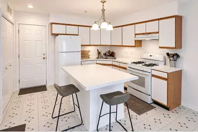 1214 Orleans Drive #1214, Mundelein, IL 60060 - Photo 5
