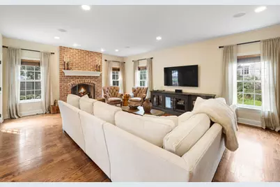 2363 Larkdale Drive, Glenview, IL 60025 - Photo 5
