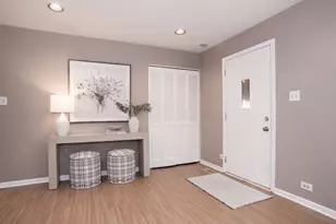 1903 W 58th Pl, La Grange Highlands, IL 60525 - Photo 3