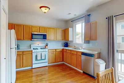 31678 Tallgrass Court, Lakemoor, IL 60051 - Photo 5