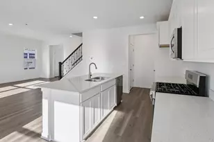 672 Heartland Dr, Burlington, WI 53105 - Photo 11