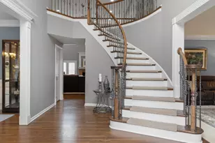 5572 Chancery Rd, Gurnee, IL 60031 - Photo 3