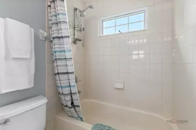 5572 Chancery Road, Gurnee, IL 60031 - Photo 29