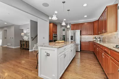 5572 Chancery Road, Gurnee, IL 60031 - Photo 7
