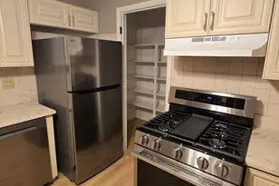 314 Silverwood Ct, Schaumburg, IL 60193 - Photo 11