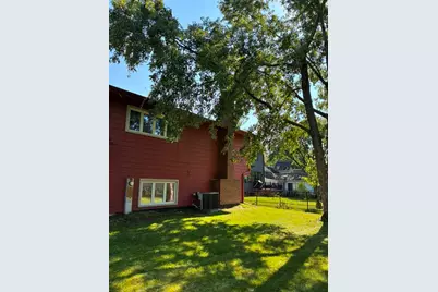 633 E 8th Avenue, Naperville, IL 60563 - Photo 17