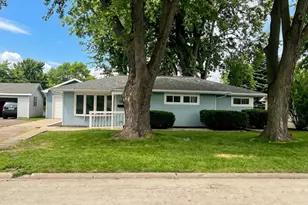 22 Jordan Dr, Bourbonnais, IL 60914 - Photo 1