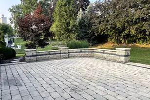 1233 Allison Ln, Schaumburg, IL 60194 - Photo 19