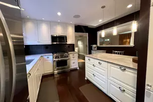 1233 Allison Ln, Schaumburg, IL 60194 - Photo 7