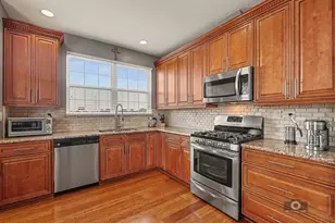 8808 Concord Ln, Justice, IL 60458 - Photo 9