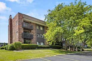 1504 Woodbridge Rd, Joliet, IL 60436 - Photo 1