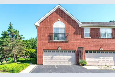 1002 Kensington Drive, Northbrook, IL 60062 - Photo 1