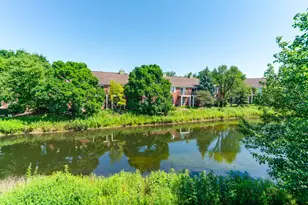1002 Kensington Dr, Northbrook, IL 60062 - Photo 29