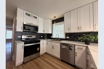 8642 S Indiana Avenue, Chicago, IL 60619 - Photo 9