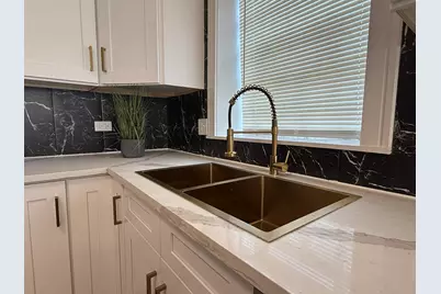 8642 S Indiana Avenue, Chicago, IL 60619 - Photo 15