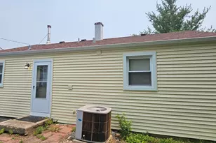 334 S Seymour Ave, Mundelein, IL 60060 - Photo 11