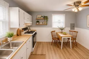 334 S Seymour Ave, Mundelein, IL 60060 - Photo 5