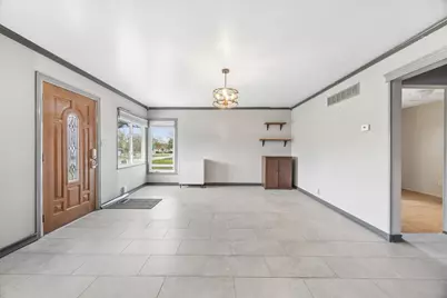 117 Sunrise Avenue, Willowbrook, IL 60527 - Photo 5