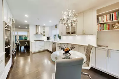 905 Villas Court, Highland Park, IL 60035 - Photo 5