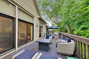 905 Villas Ct, Highland Park, IL 60035 - Photo 25