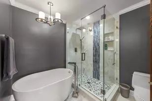 11S471 Rachael Ct, Willowbrook, IL 60527 - Photo 13
