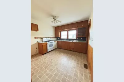 336 4th Street, Dallas City, IL 62330 - Photo 7