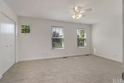 847 Essex Circle, Grayslake, IL 60030 - Photo 11