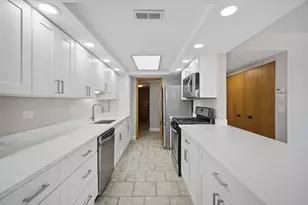 700 Graceland Ave, Des Plaines, IL 60016 - Photo 9