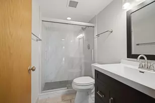 700 Graceland Ave, Des Plaines, IL 60016 - Photo 19