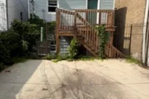 1643 W Beach Ave, Chicago, IL 60622 - Photo 11