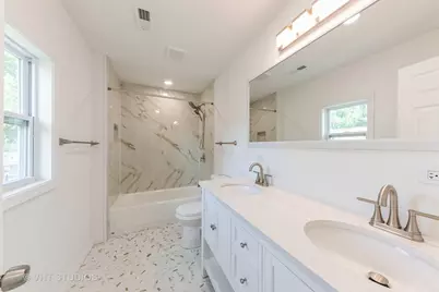 1210 Park Avenue, North Chicago, IL 60064 - Photo 13