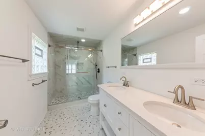 1210 Park Avenue, North Chicago, IL 60064 - Photo 7