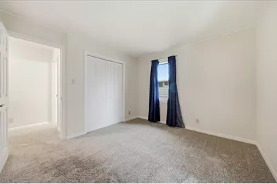 808 W 14th Street, Sterling, IL 61081 - Photo 11