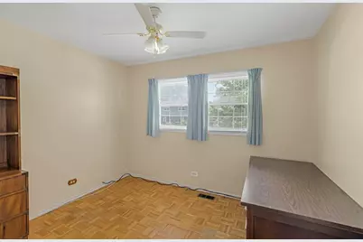 610 W Burning Tree Lane, Arlington Heights, IL 60004 - Photo 11