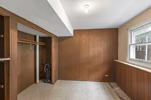 610 W Burning Tree Ln, Arlington Heights, IL 60004 - Photo 17