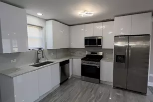 308 Oakwood St, Park Forest, IL 60466 - Photo 7
