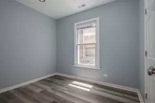 320 S Whipple St, Chicago, IL 60612 - Photo 5
