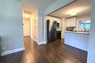 1316 Chalfont Dr, Schaumburg, IL 60194 - Photo 7