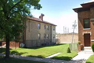 6418 N Fairfield Ave, Chicago, IL 60645 - Photo 1