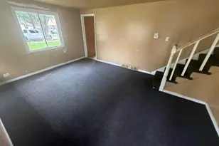 2304 E 98th St, Chicago, IL 60617 - Photo 3