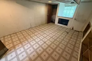 2304 E 98th St, Chicago, IL 60617 - Photo 5