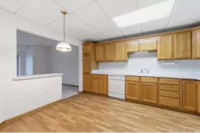 1500 S Ardmore Avenue #304, Villa Park, IL 60181 - Photo 15