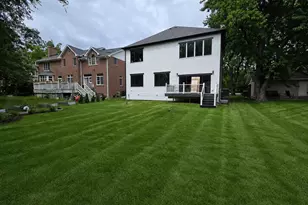 909 Evergreen Ave, Glen Ellyn, IL 60137 - Photo 31