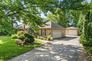 44W043 Fox Wilds Dr, Saint Charles, IL 60175 - Photo 1