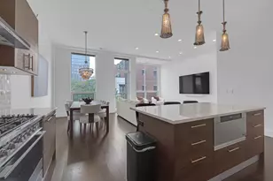 16 N Carpenter St, Chicago, IL 60607 - Photo 7