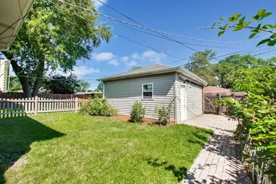 3320 Capitol Street, Skokie, IL 60076 - Photo 23