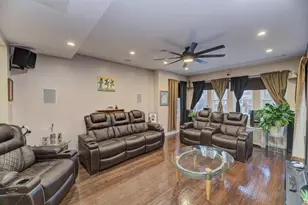 1941 N Harding Ave, Chicago, IL 60647 - Photo 5
