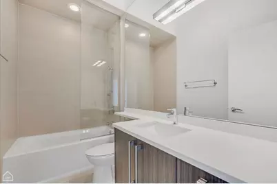2366 N Seeley Avenue #3S, Chicago, IL 60647 - Photo 9