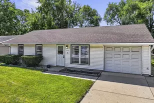 315 E Schaumburg Rd, Streamwood, IL 60107 - Photo 21